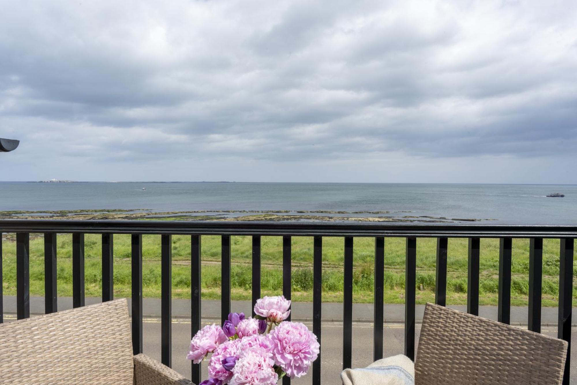 Northern Hideaways, Seascape Seahouses Extérieur photo