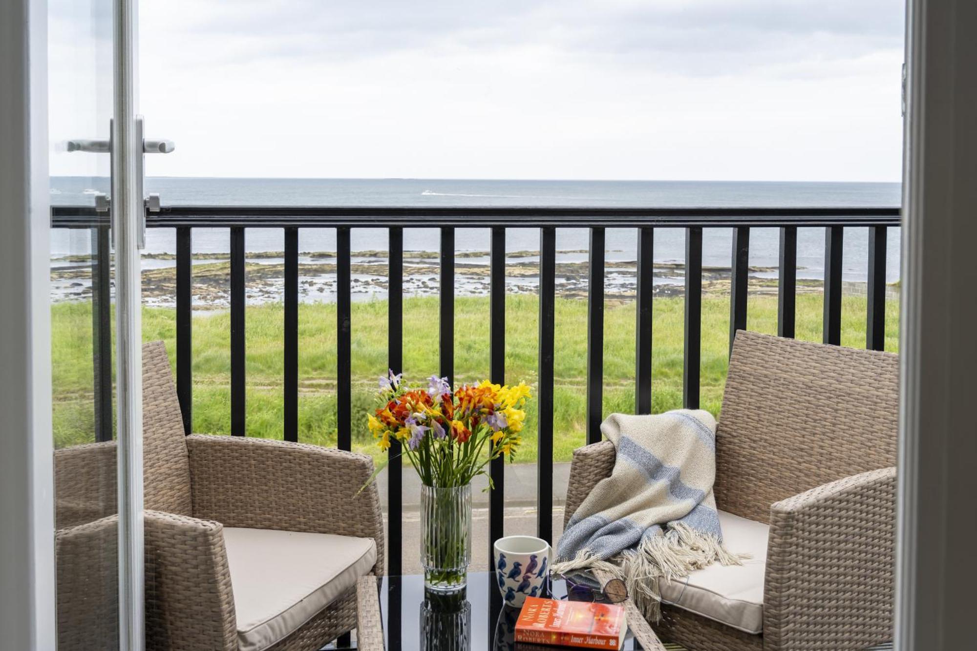 Northern Hideaways, Seascape Seahouses Extérieur photo