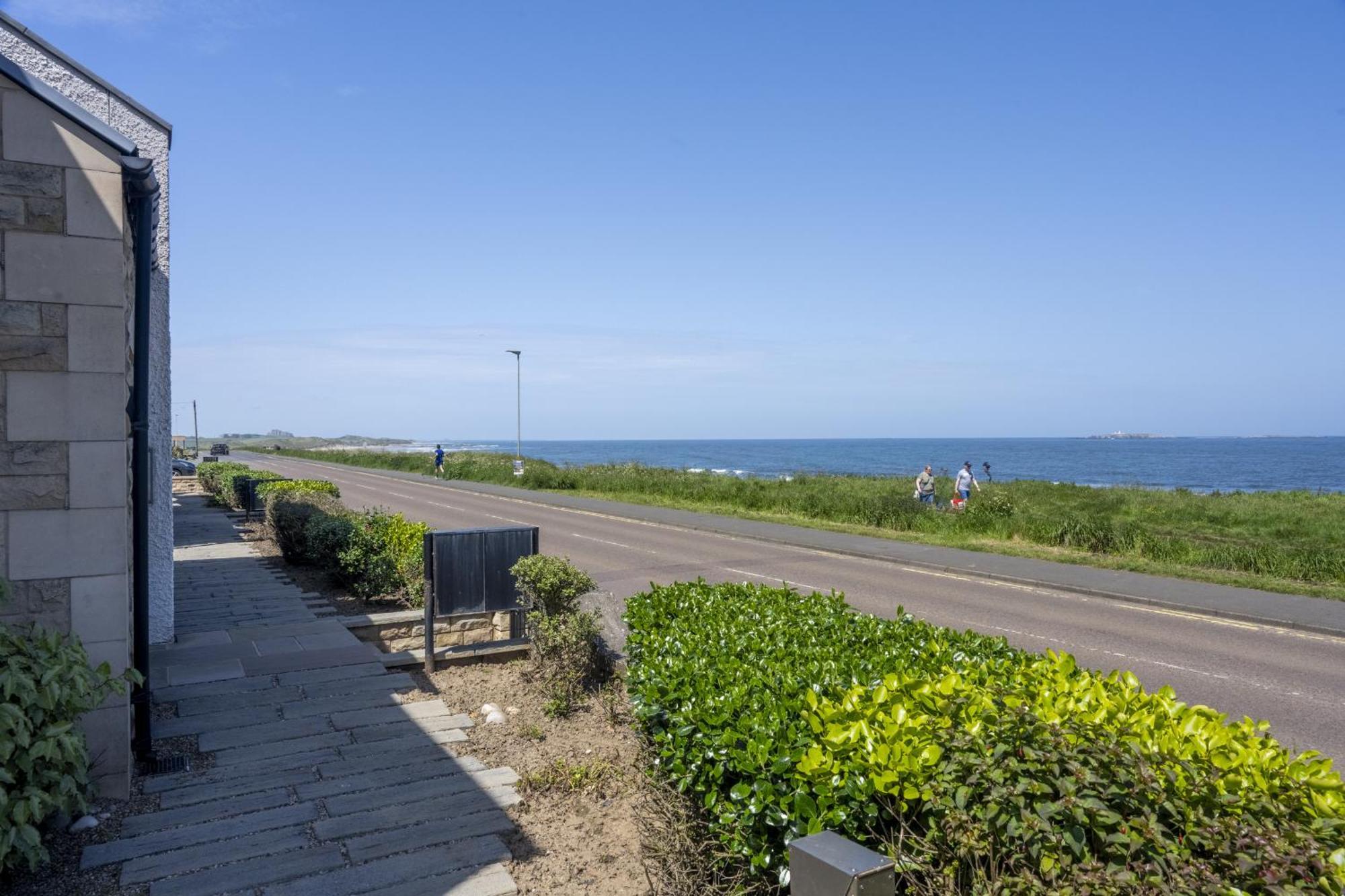 Northern Hideaways, Seascape Seahouses Extérieur photo