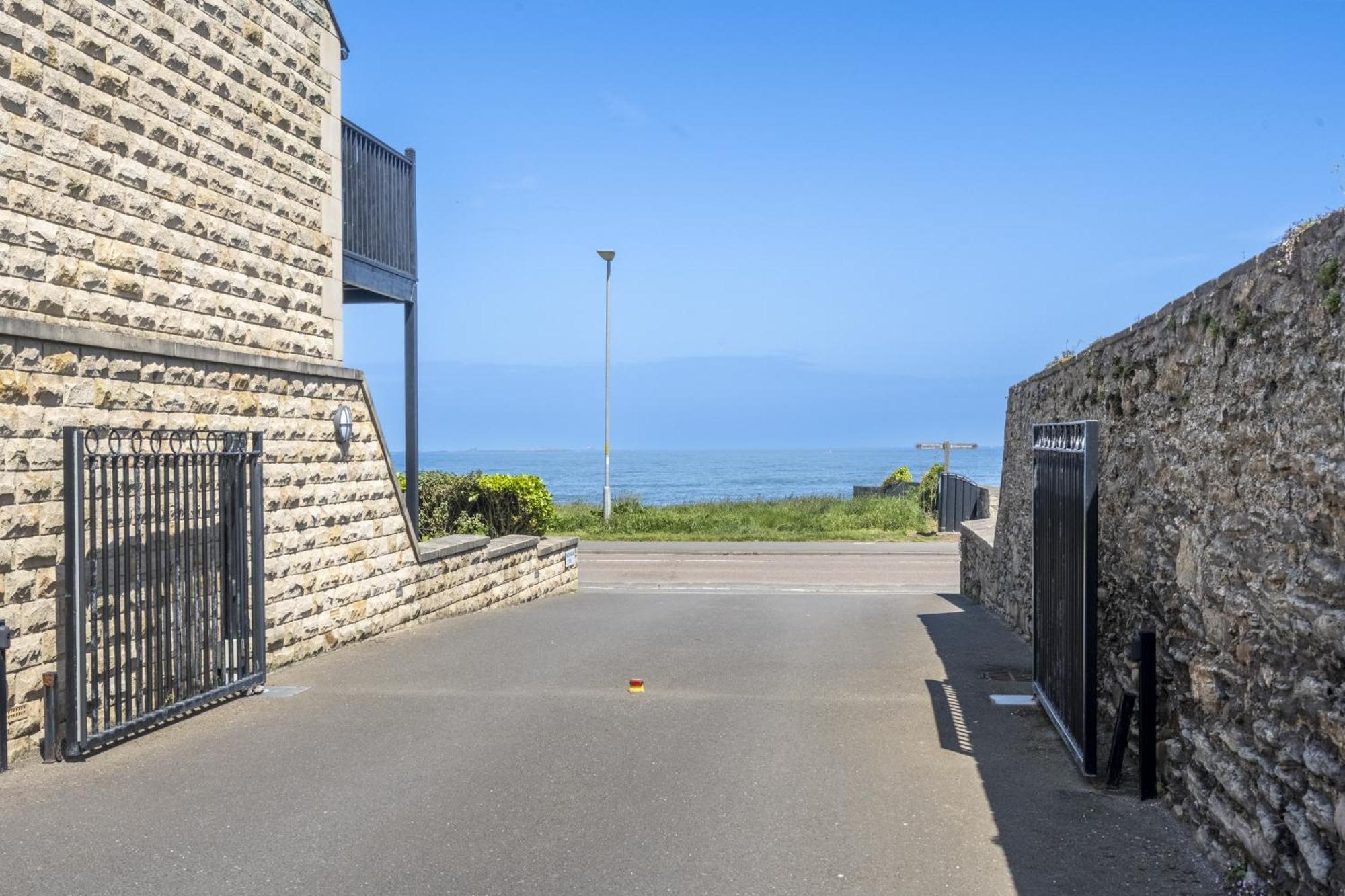 Northern Hideaways, Seascape Seahouses Extérieur photo